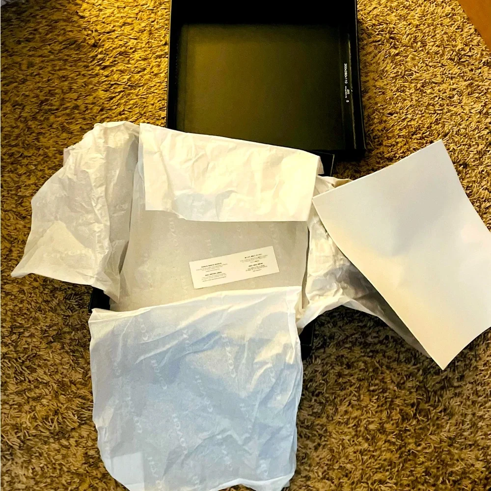 Coach Boot Box - pristine condition - w/insignia lining (EMPTY/BOX ONLY) - $20